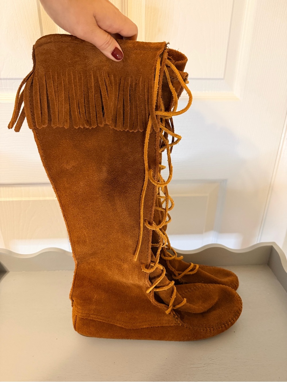 Minnetonka Women's Front Lace Knee High Boots With Fringe